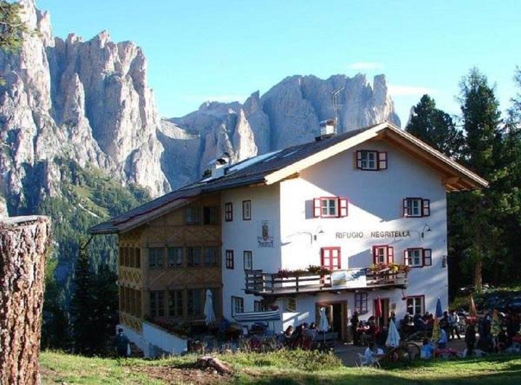 Rifugio Negritella Pozza di Fassa Ngoại thất bức ảnh